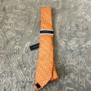 Club room men’s tie